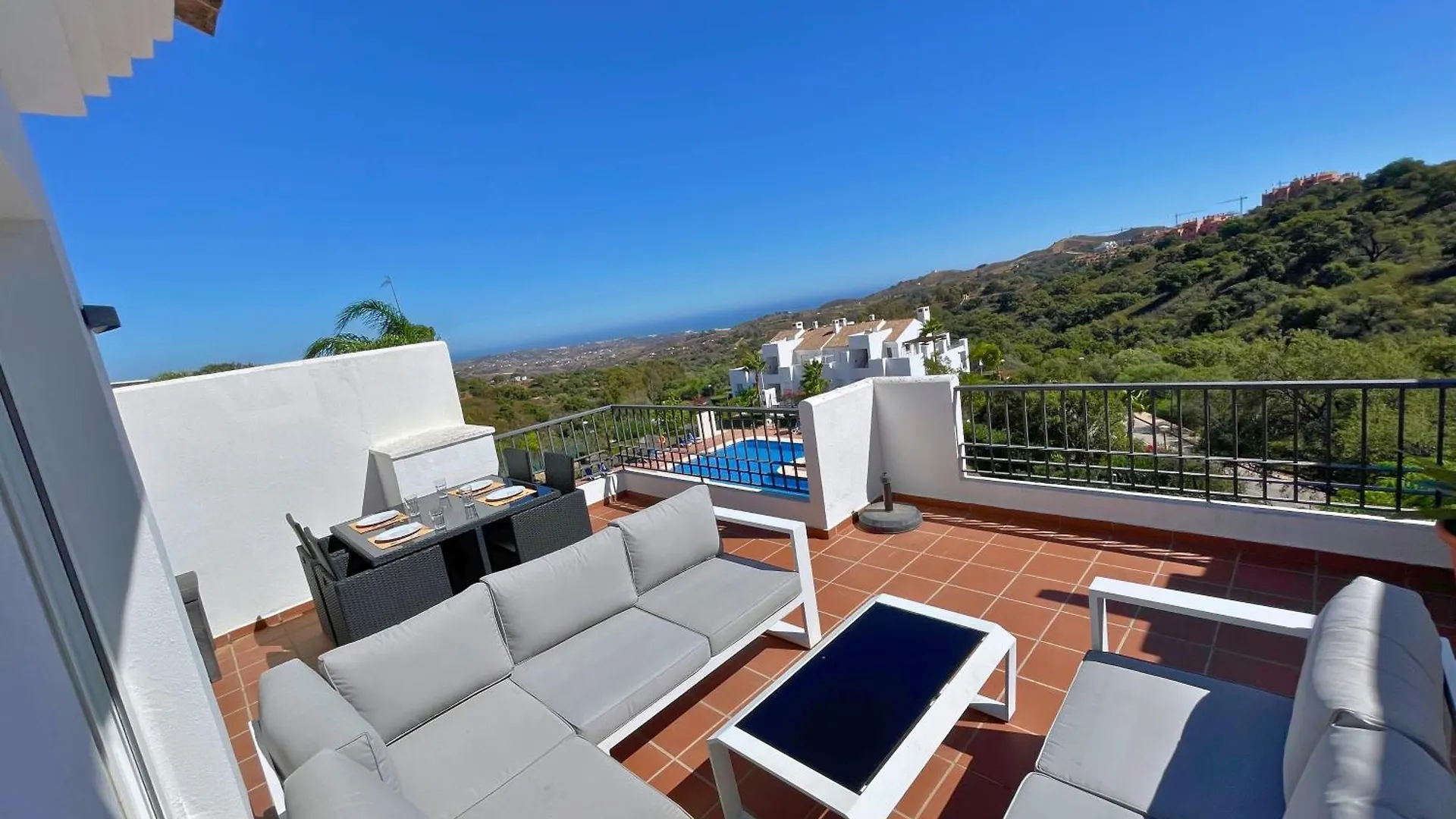El Bosque De La Mairena Penthouse Apartment Ojen 0*,  Spain