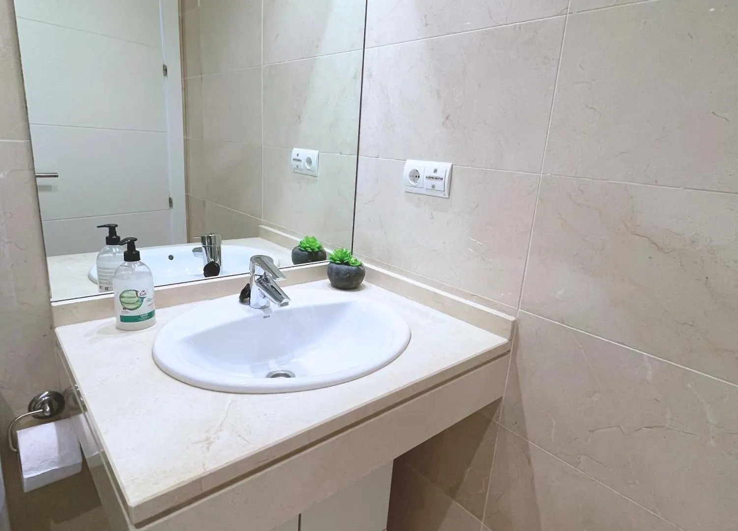 El Bosque De La Mairena Penthouse Apartment Ojen 0*,  Spain