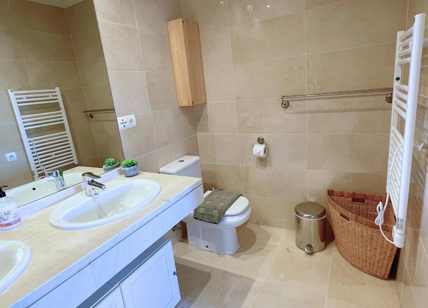 El Bosque De La Mairena Penthouse Apartment Ojen