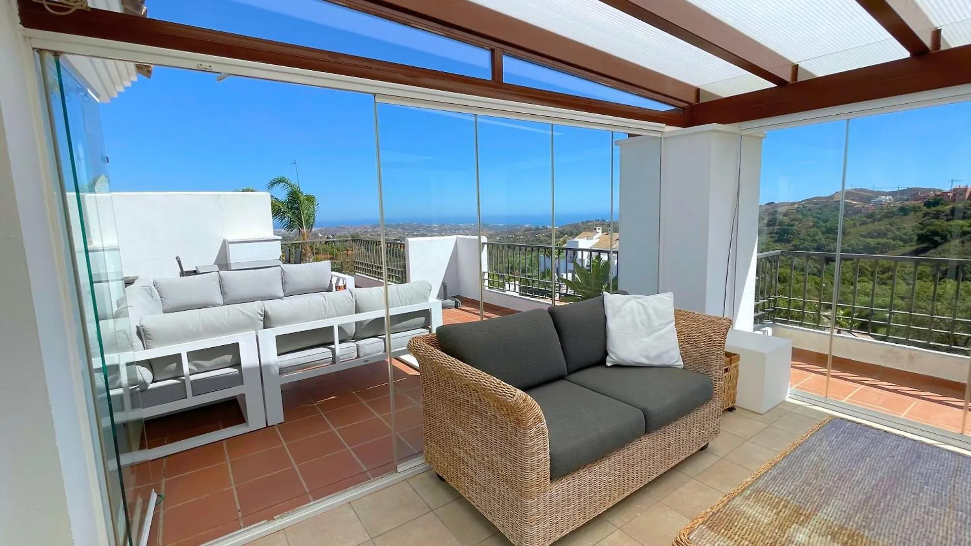 El Bosque De La Mairena Penthouse Apartment Ojen