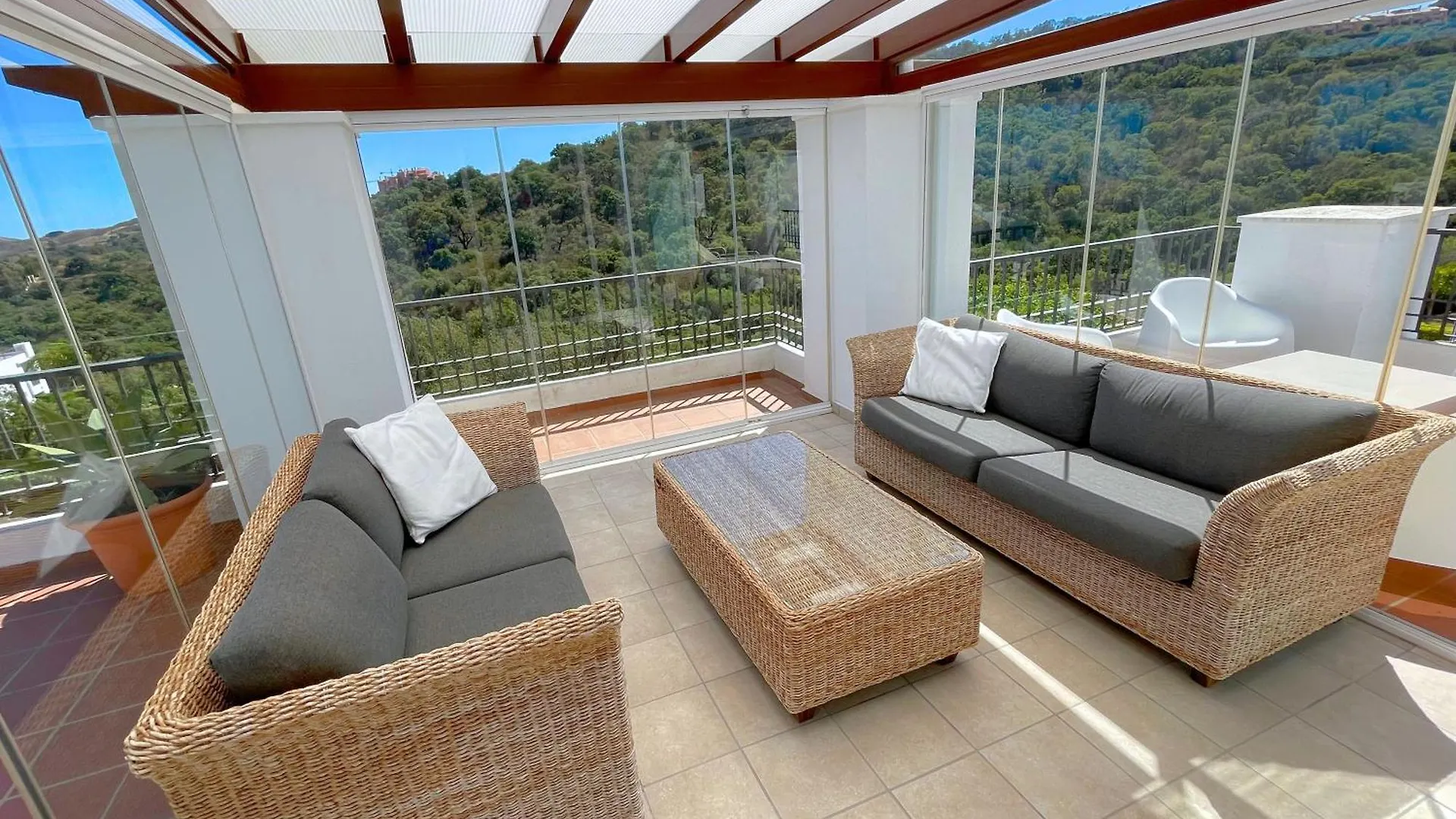 El Bosque De La Mairena Penthouse Apartment Ojen 0*,  Spain